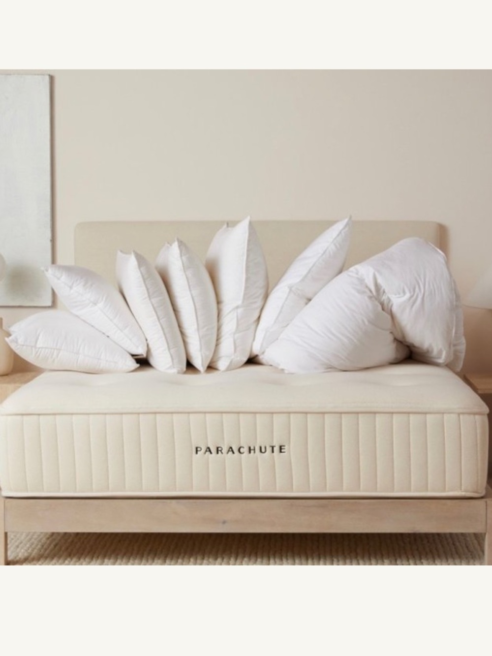PARACHUTE white 
Down Pillow KING /Firm 20"x 36"
32 oz ( new, open box )